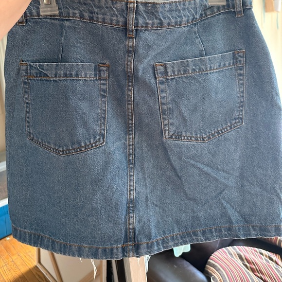 Hand painted denim skirt size 12 - Picture 4 of 4